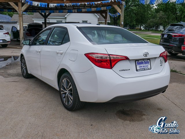 Toyota Corolla photo 11