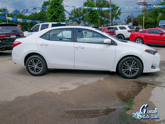 Toyota Corolla photo 14