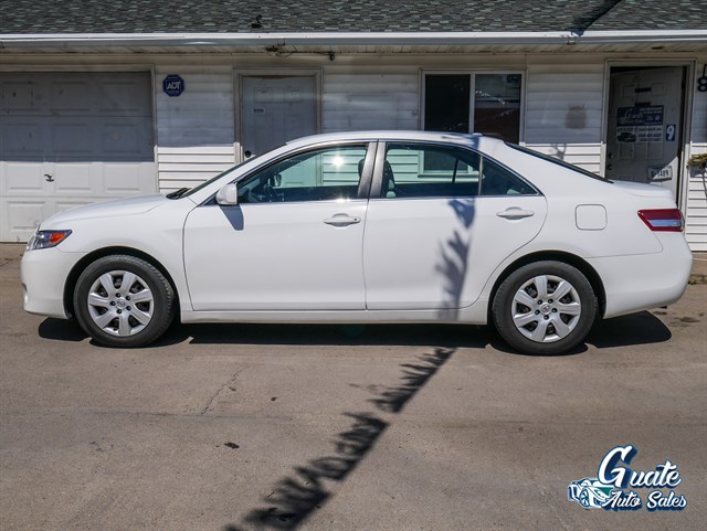 Toyota Camry photo 4