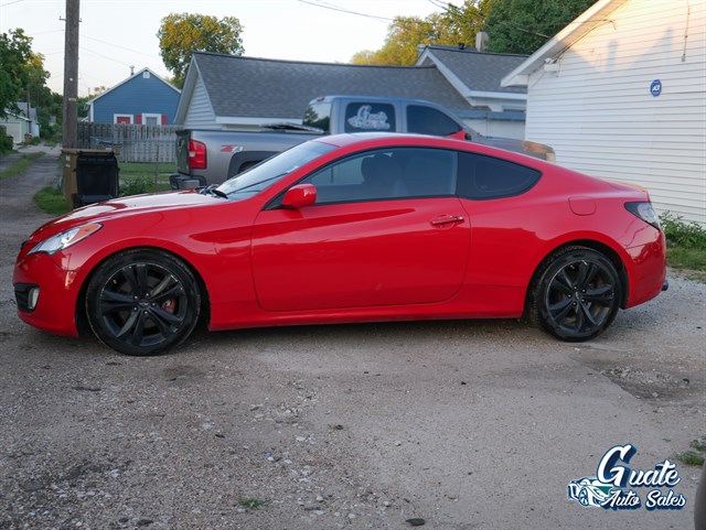 Hyundai Genesis Coupe photo 4