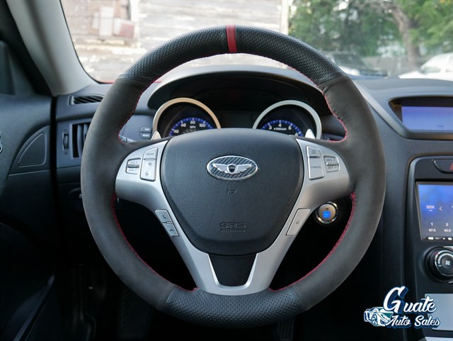 Hyundai Genesis Coupe photo 7