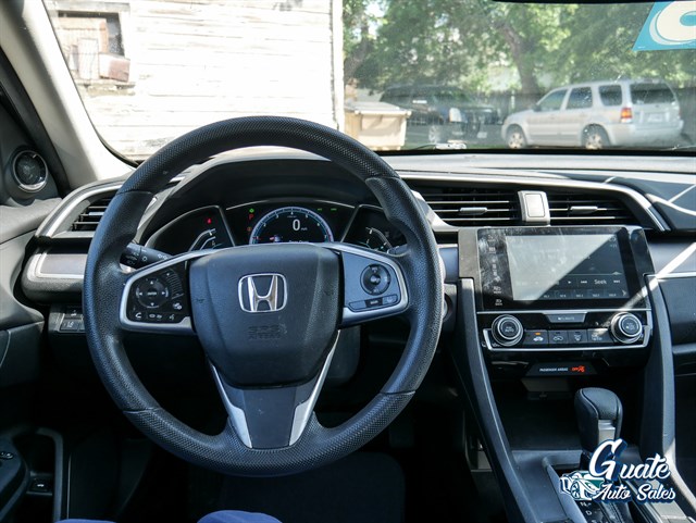 Honda Civic photo 8