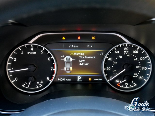 Nissan Maxima photo 6