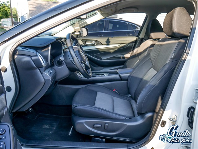 Nissan Maxima photo 5