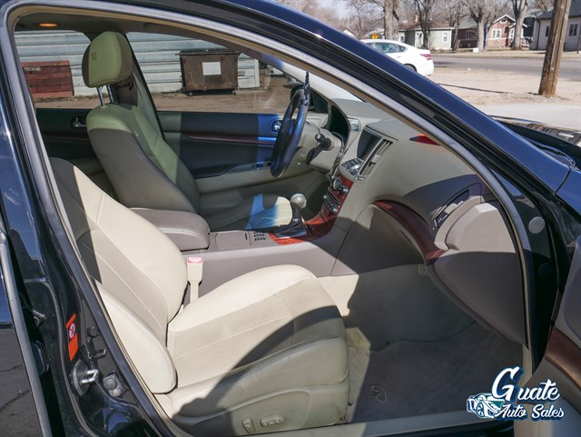 Infiniti G35 photo 16