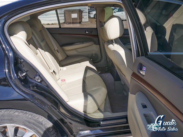 Infiniti G35 photo 15