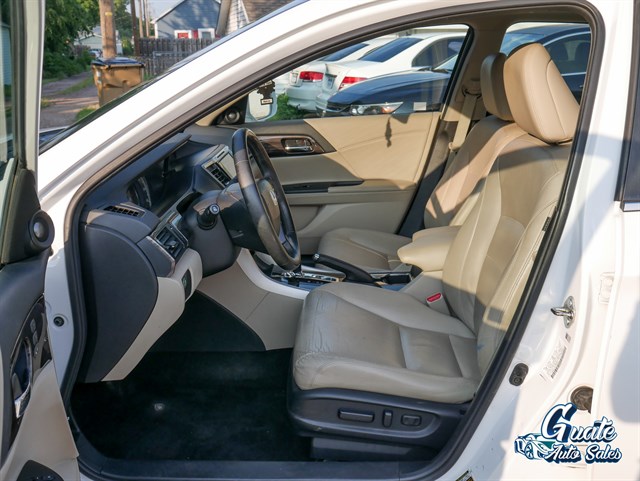 Honda Accord photo 5