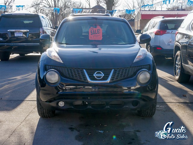 Nissan Juke photo 2