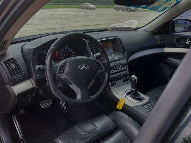Infiniti G35 photo 4
