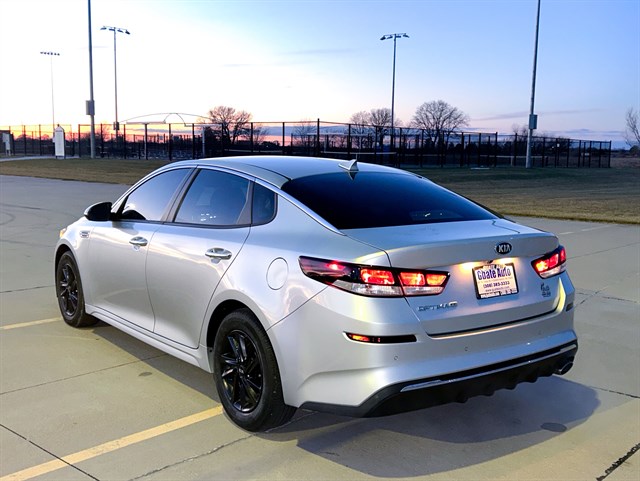 Kia Optima photo 10