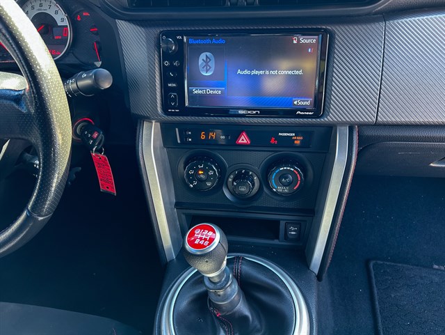 Scion FR-S photo 7
