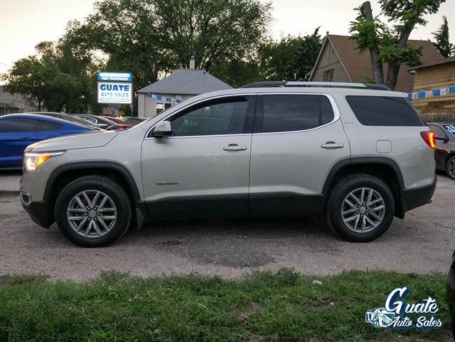 GMC Acadia photo 4