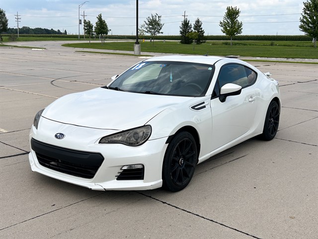 Subaru BRZ photo 3