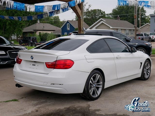 BMW 4 Series photo 12
