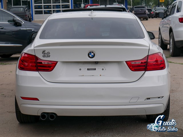 BMW 4 Series photo 11