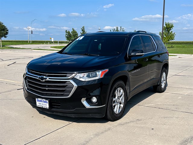 Chevrolet Traverse photo 3