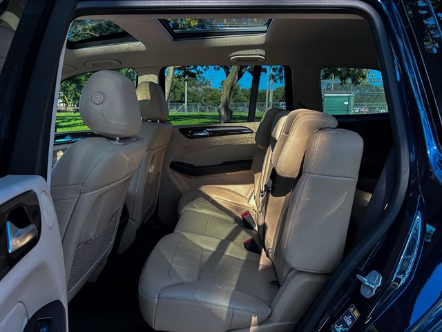 Mercedes-Benz GLS-Class photo 14