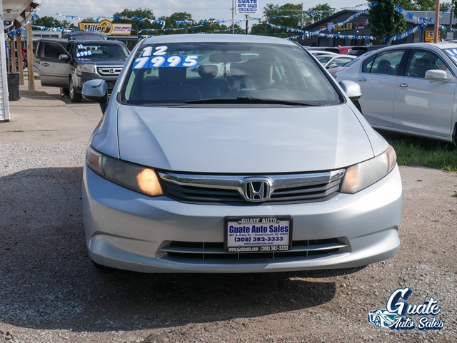 Honda Civic photo 2