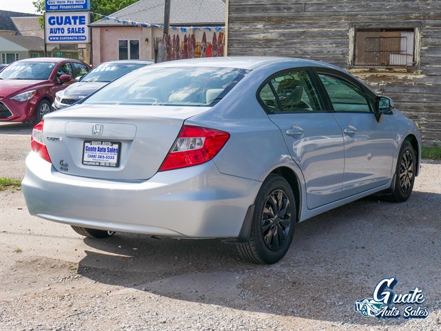 Honda Civic photo 12