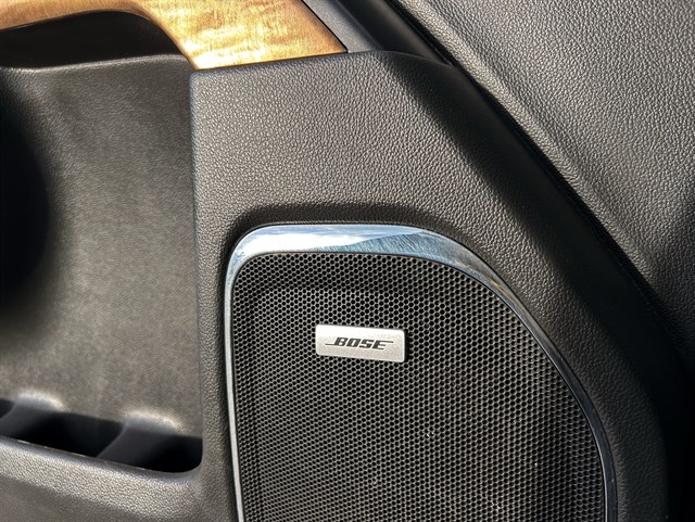 Chevrolet Silverado photo 8