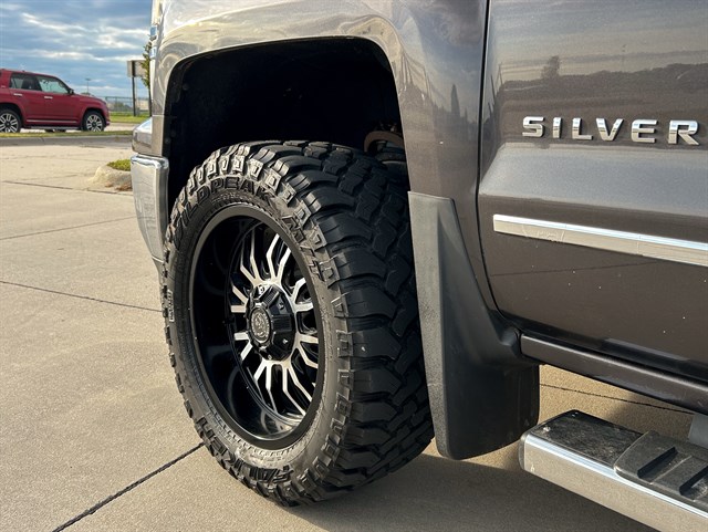 Chevrolet Silverado photo 21