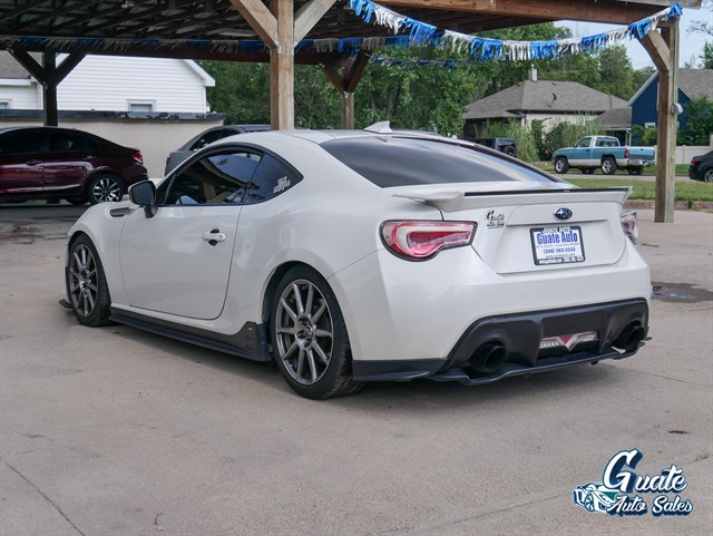 Subaru BRZ photo 9