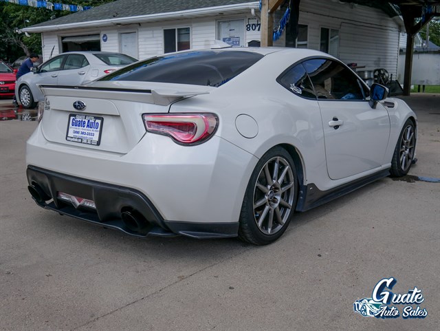 Subaru BRZ photo 11