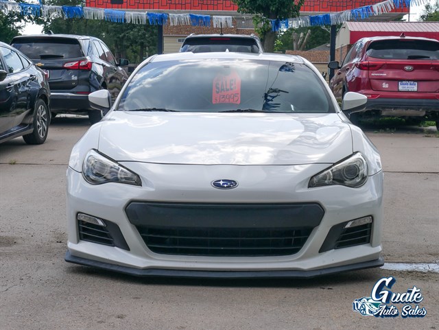 Subaru BRZ photo 2