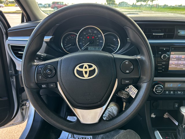 Toyota Corolla photo 8