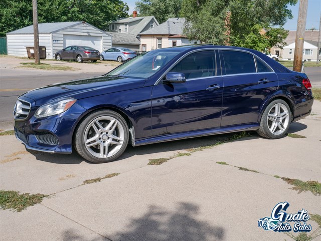 Mercedes-Benz E-Class photo 4