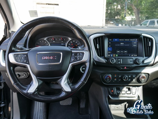 GMC Terrain photo 9