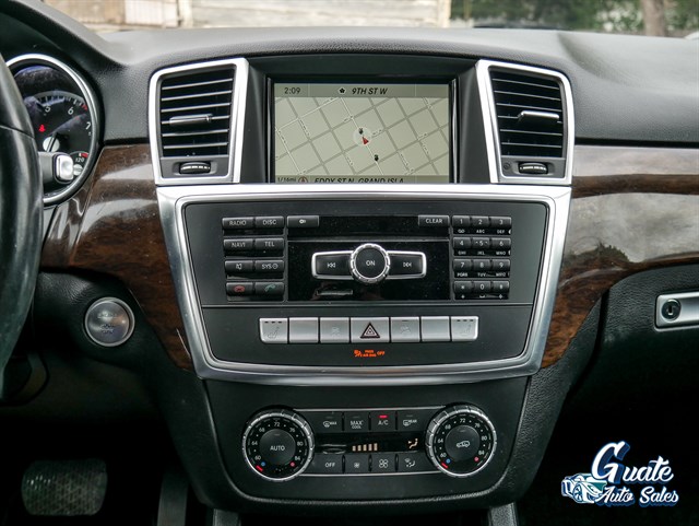Mercedes-Benz M-Class photo 8