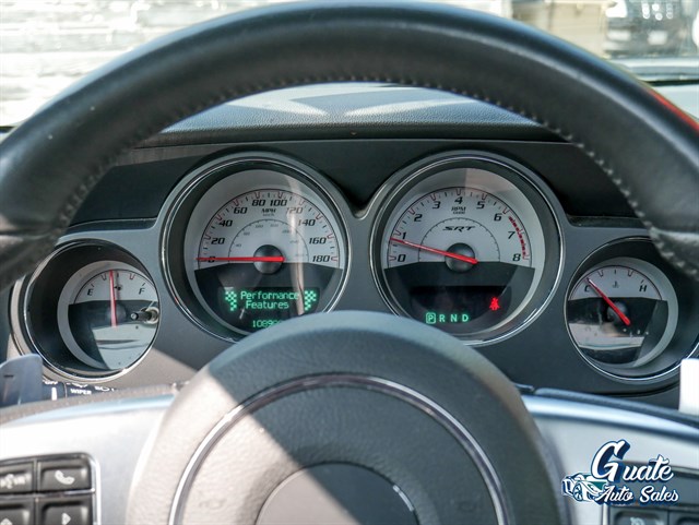 Dodge Challenger photo 9