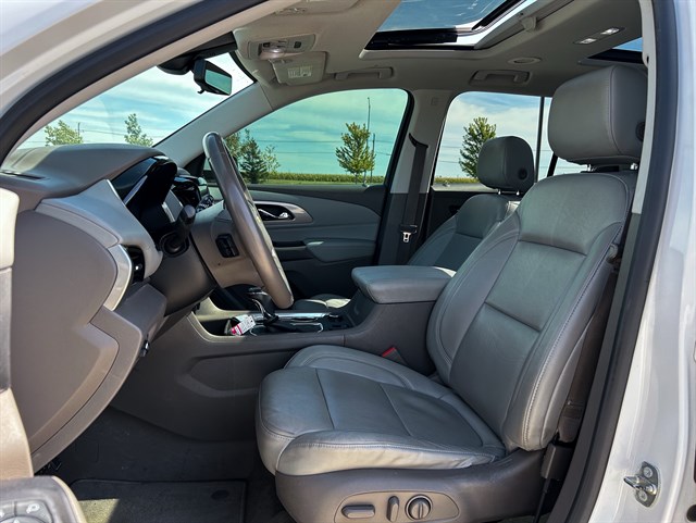 Chevrolet Traverse photo 12