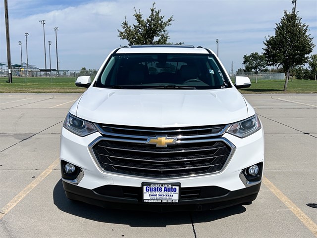 Chevrolet Traverse photo 2