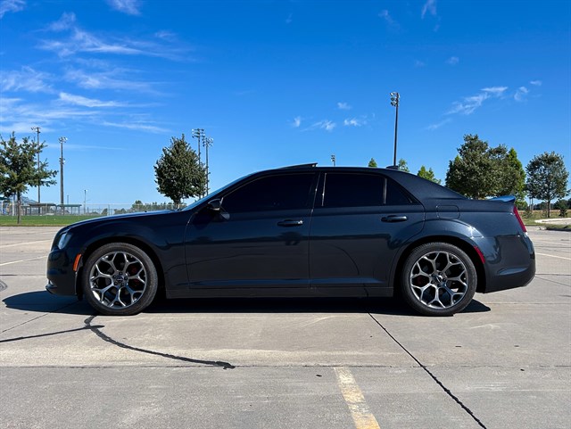 Chrysler 300 photo 10