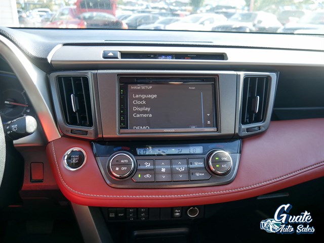 Toyota RAV4 photo 9