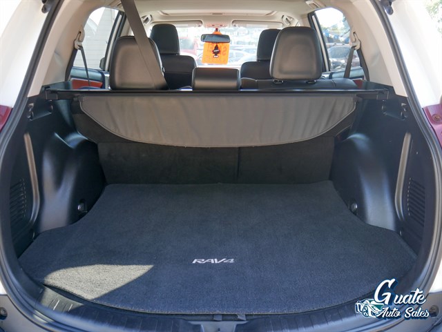 Toyota RAV4 photo 15