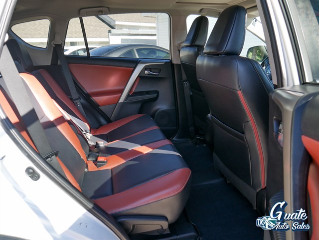 Toyota RAV4 photo 18