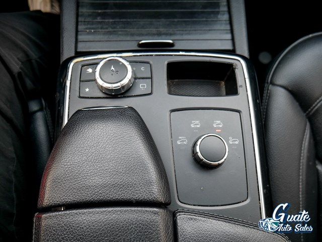 Mercedes-Benz GLE-Class photo 12