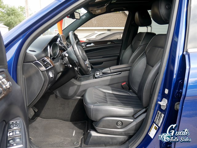 Mercedes-Benz GLE-Class photo 6