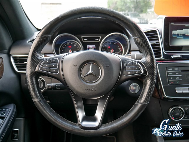 Mercedes-Benz GLE-Class photo 8