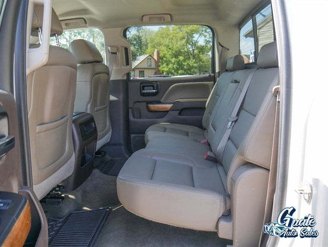 Chevrolet Silverado photo 10