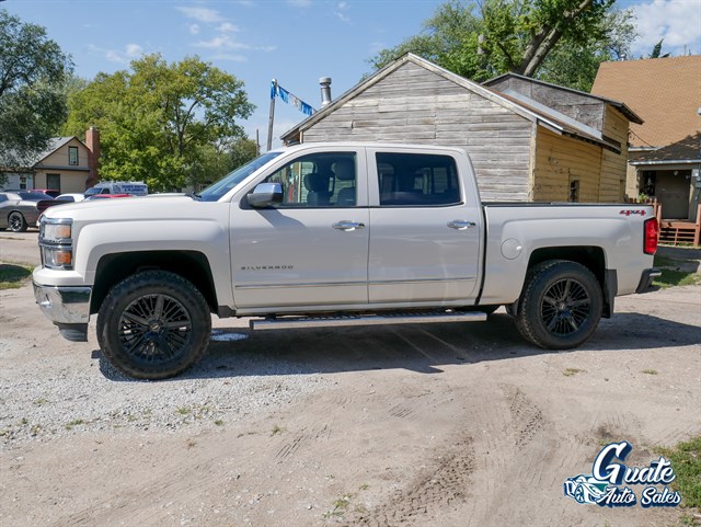 Chevrolet Silverado photo 4