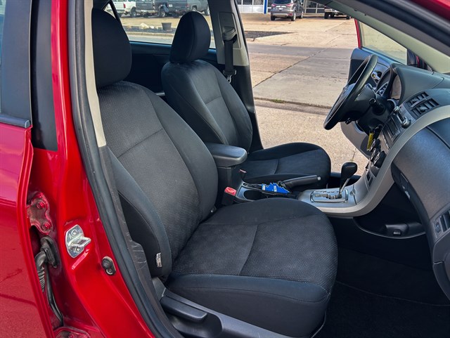 Toyota Corolla photo 14