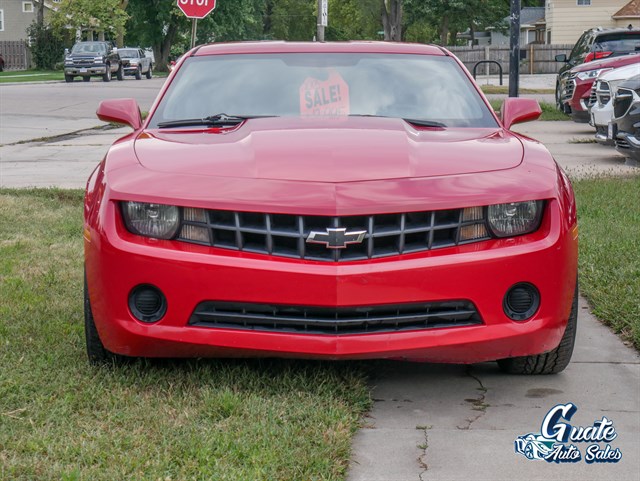 Chevrolet Camaro photo 2