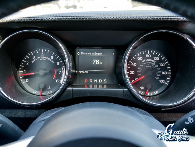Ford Mustang photo 6