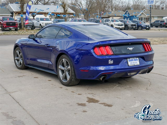 Ford Mustang photo 10