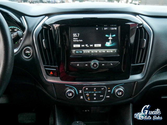 Chevrolet Traverse photo 8