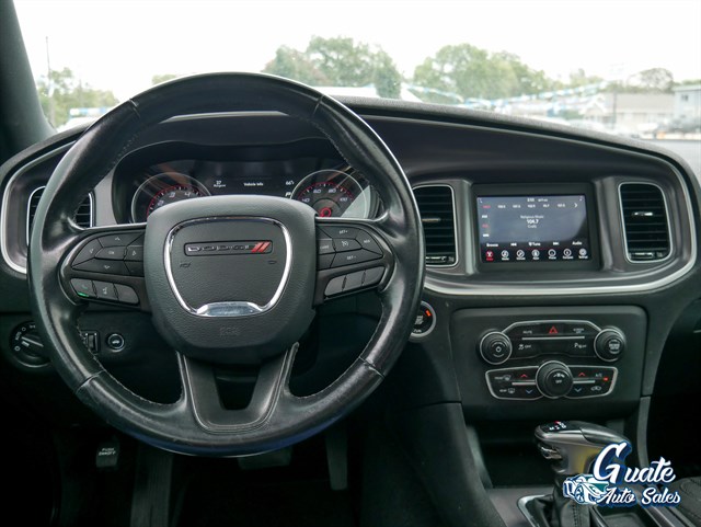 Dodge Charger photo 9